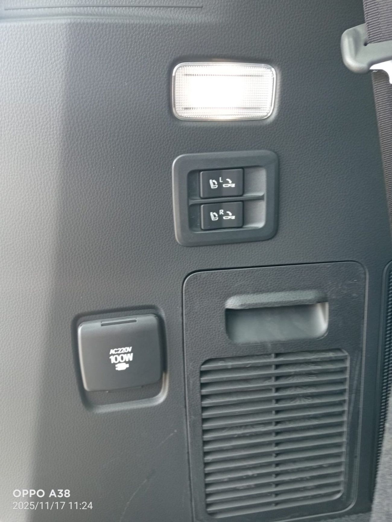 تويوتا لاند كروزر Toyota Land Cruiser LC300 GR Sport 3.5L 2025 Full With soft doors