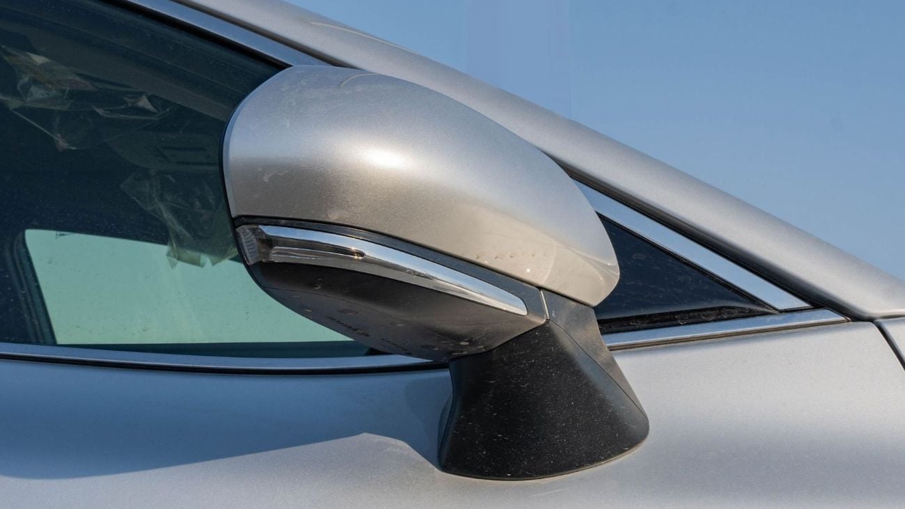 Toyota Camry 2026 Toyota Camry LE 2.5L AT Hybrid (Silver)