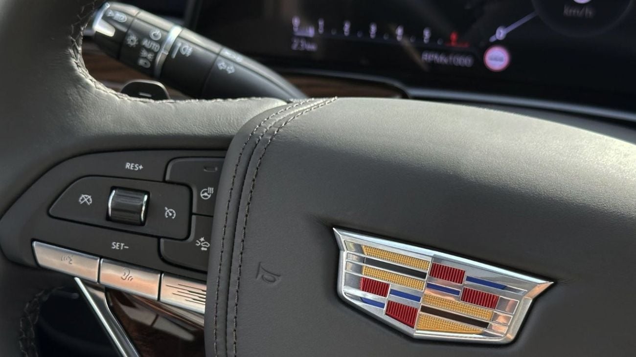 Cadillac Escalade Sport Platinum 6.2L V8 For Export