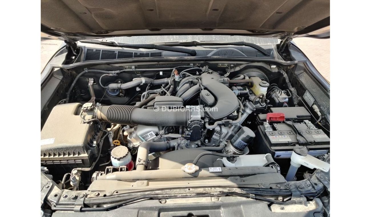 Toyota Hilux TRD Double Cab 4.0L V6 Petrol (Mid-Option)