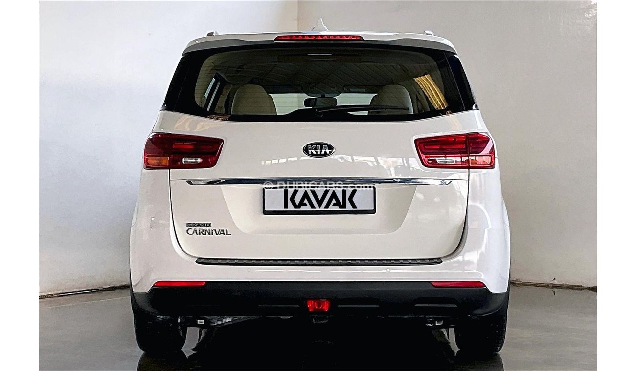 كيا كارنيفال LX