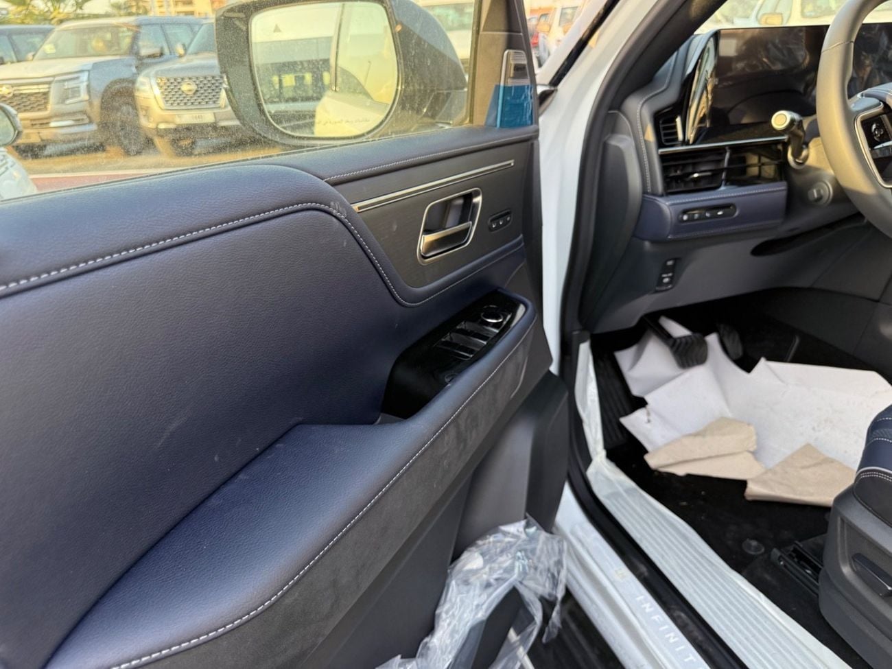 Infiniti QX80 AUTOGRAPH CAPTAIN CHAIRS QX 80 sport