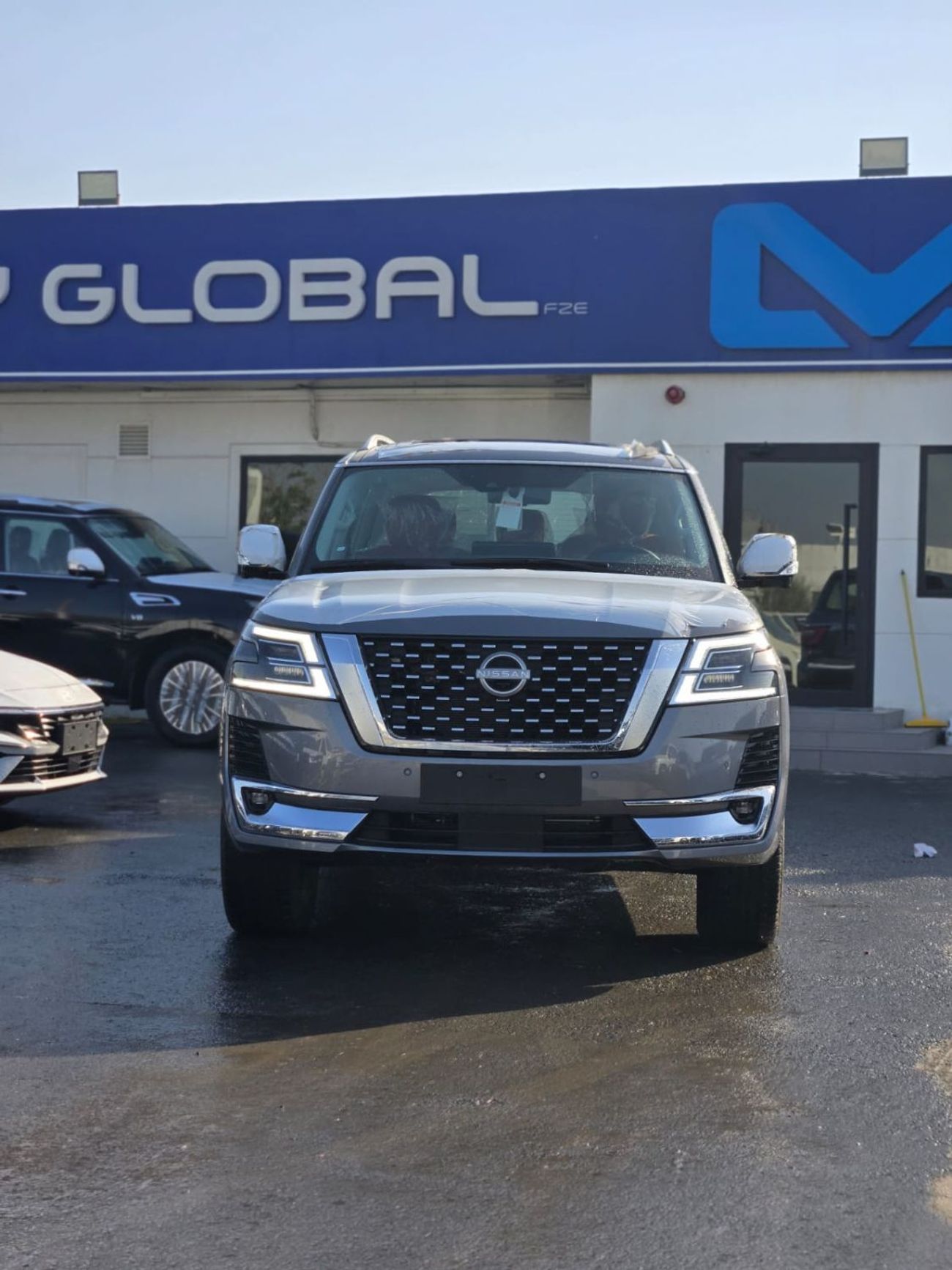 Nissan Patrol SE Platinum 4.0L Petrol A/T Full Option