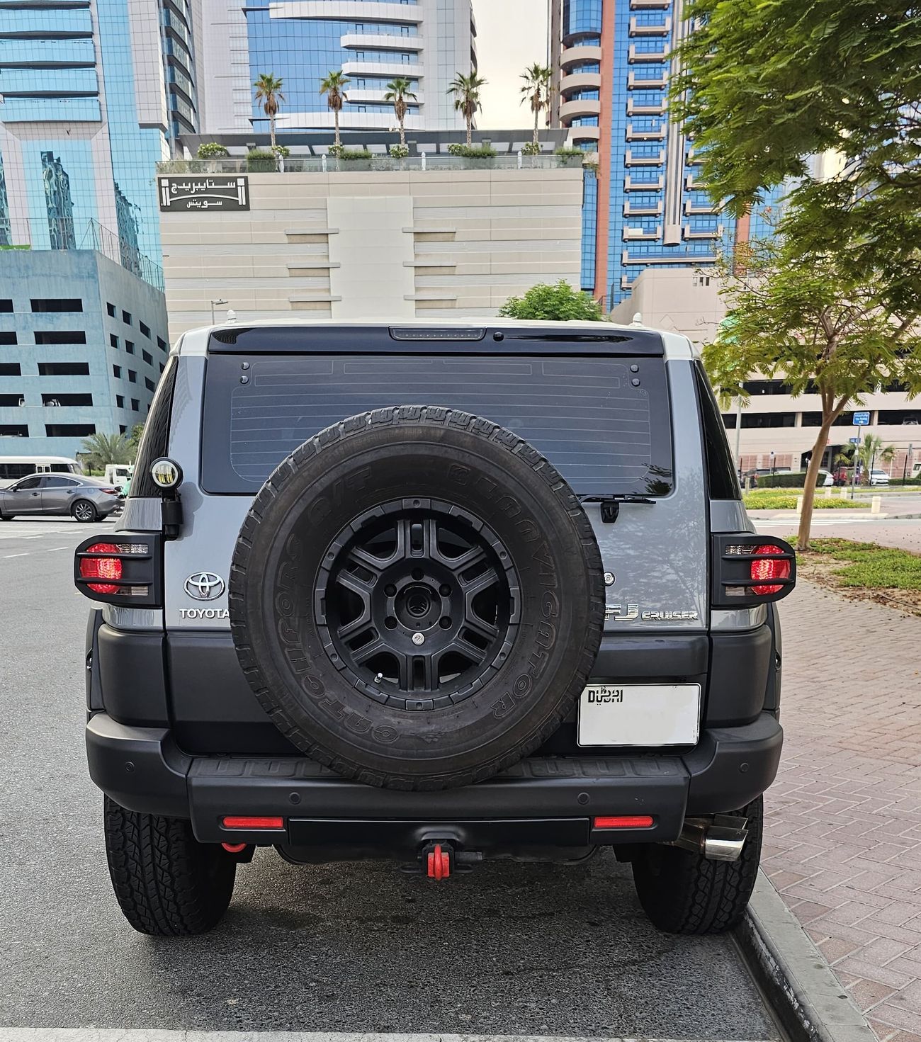 تويوتا إف جي كروزر 4.0L Adventure