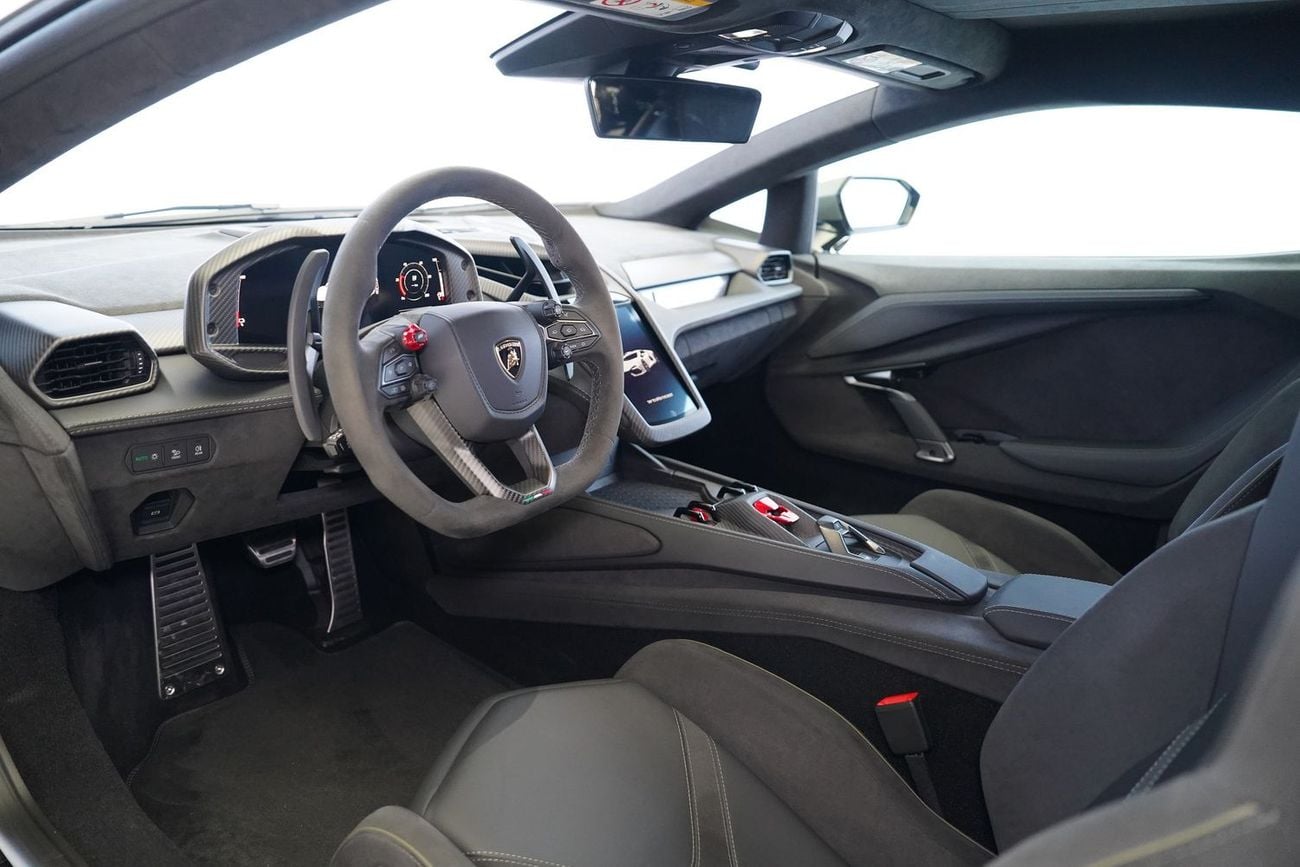 Lamborghini Revuelto 6.5L V12 Hybrid