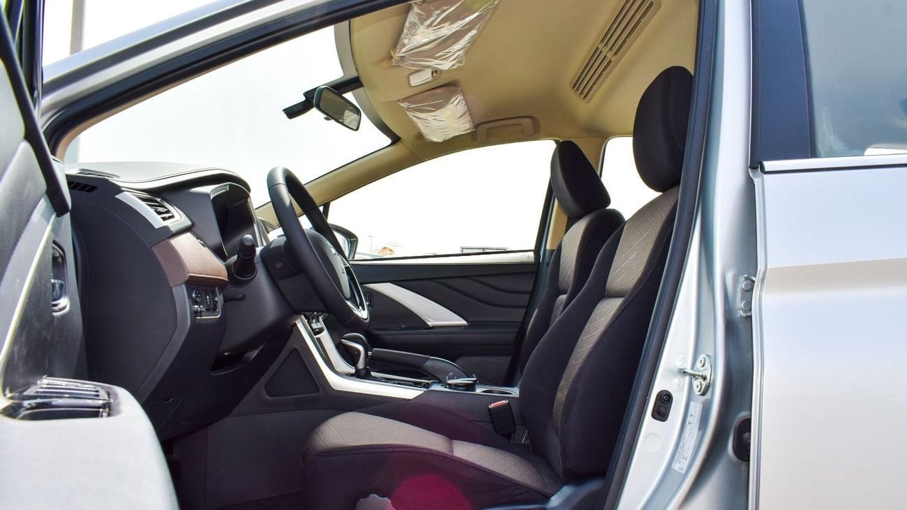 ميتسوبيشي إكسباندر كروس Brand New Mitsubishi XpanderCross 2024 1.5L A/T FWD|Petrol|Silver/Black |XPANDER-CR-25| FOR EXPORT O