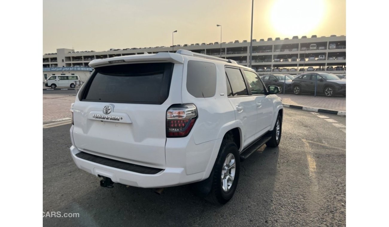 تويوتا 4Runner 2016 SR5 PREMIUM SUNROOF 4x4 CLEAN CAR