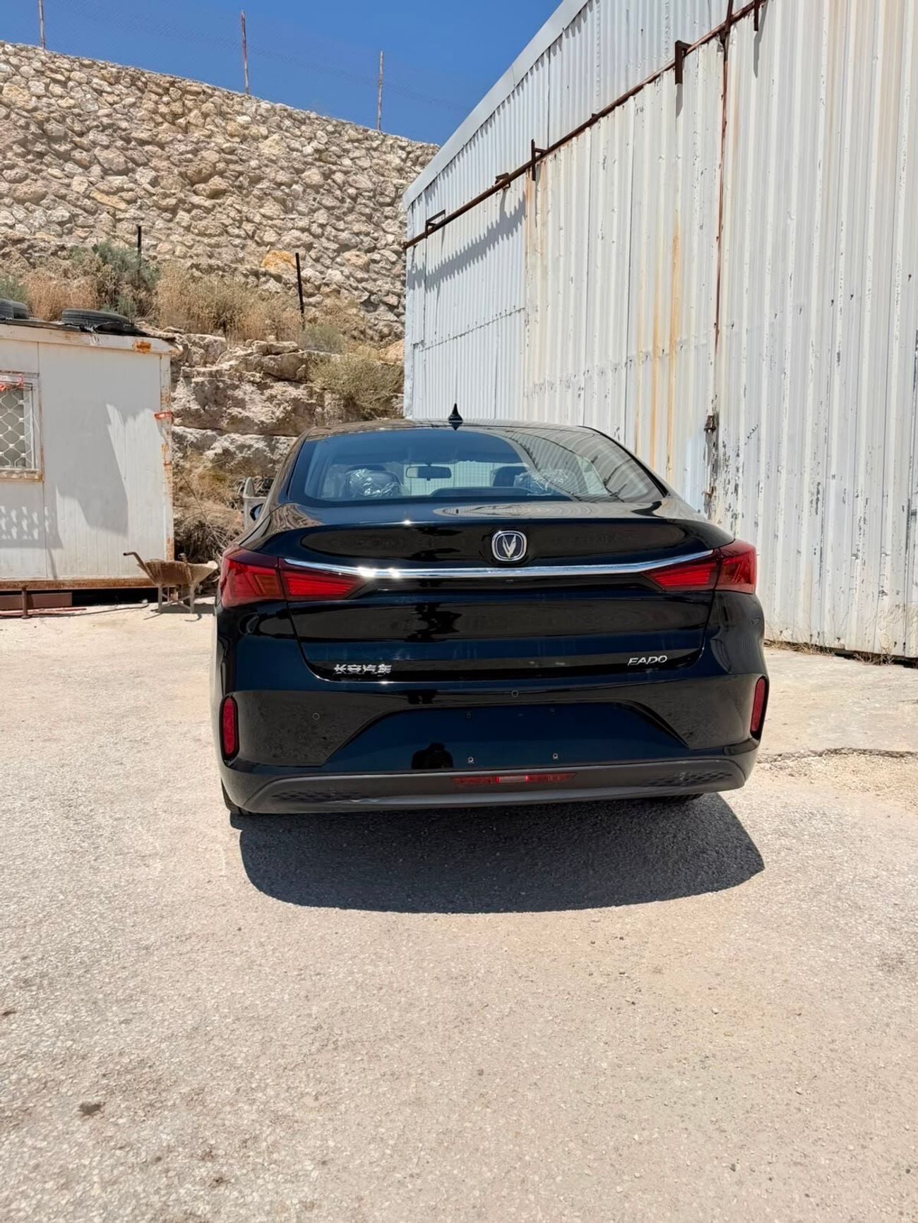 Changan Eado للبيع – Changan EADO 2023  زيرو كيلومتر موديل 2023 تمشي حتى 405 كم بالشحنة الواحدة حالة الوكالة – جا
