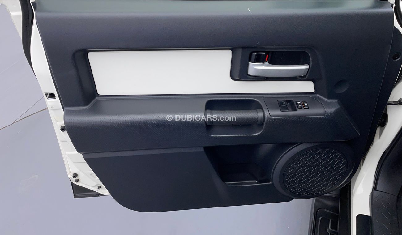 Toyota FJ Cruiser GXR 4 | Zero Down Payment | Free Home Test Drive