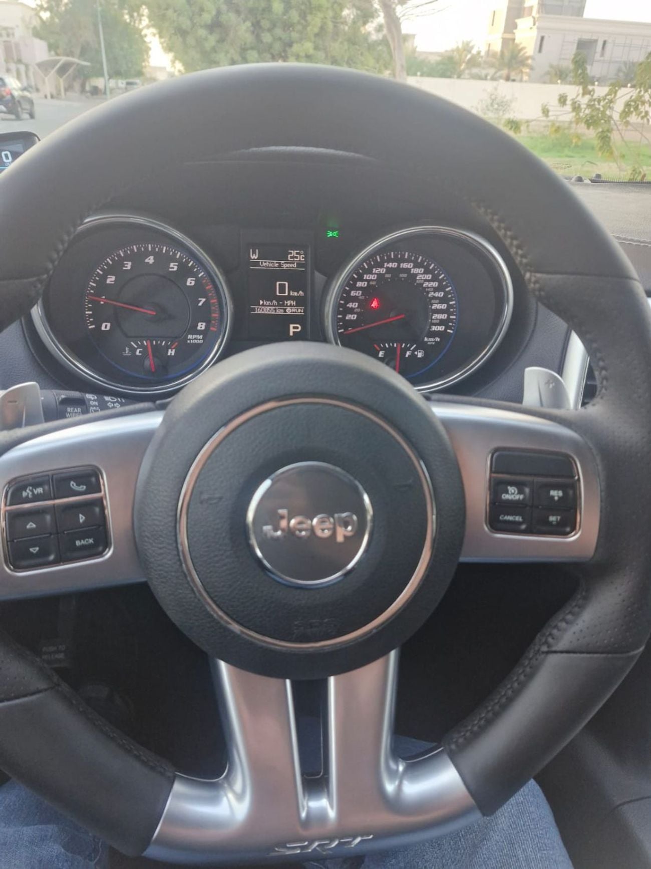 Jeep Grand Cherokee SRT8 6.4L