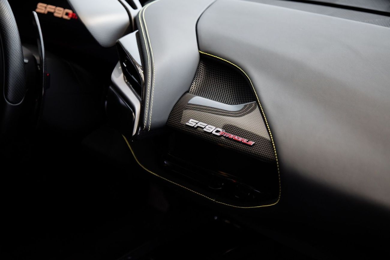 فيراري SF90 ستراديل Std