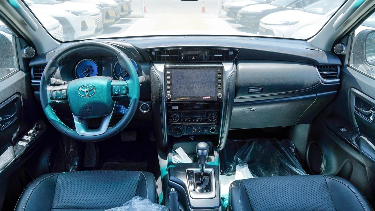 Toyota Fortuner GXR