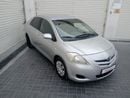 Toyota Yaris BASE