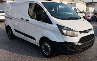 Ford Transit custom manual low roof