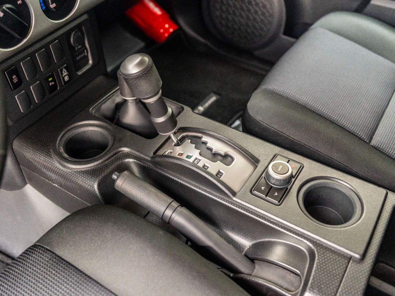 Toyota FJ Cruiser GXR 4.0L A/T