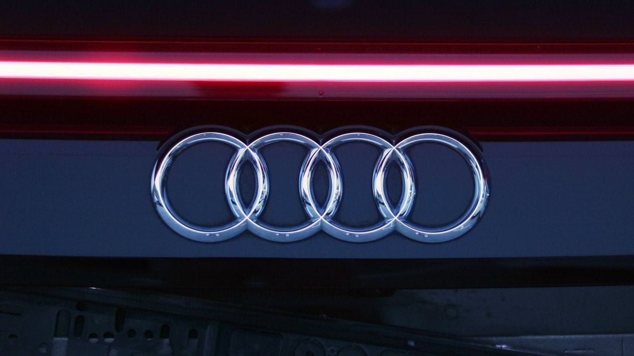 Audi Q8 55 TFSI quattro (340 HP) | Agency Warranty | Complete Service History | Certified & Inspected