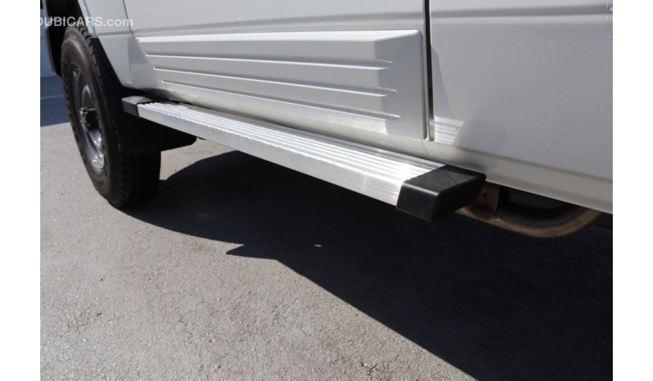 Toyota Land Cruiser 70 2023 LAND CRUISER GRJ 78 HARD TOP 4.0 V6