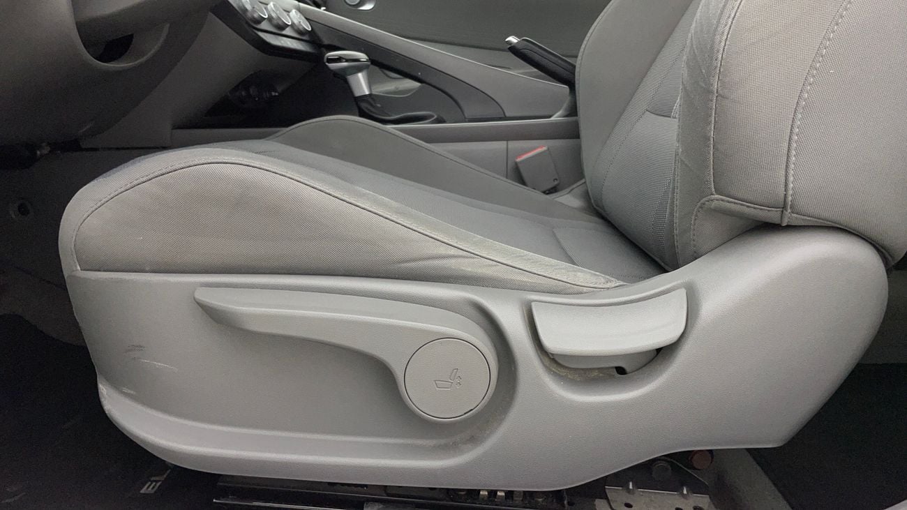 Hyundai Elantra SMART 1.6 | Zero Down Payment | Free Home Test Drive