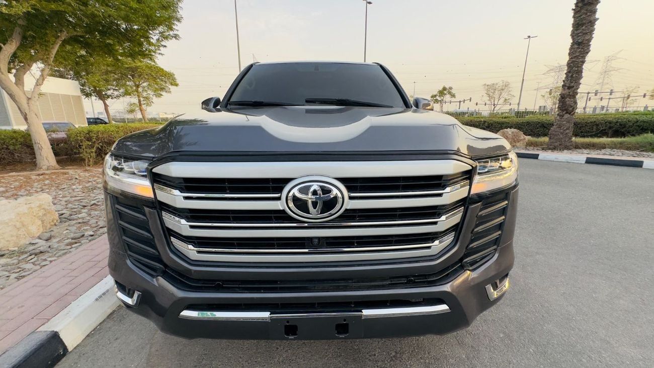 Toyota Land Cruiser MODIFIED TO LC 300 2025 | 4.0L PETROL ENGINE | LHD | AUTOMATIC TRANSMISSION | 4WD