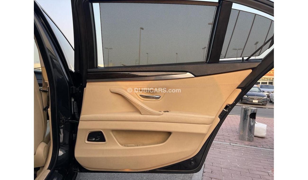BMW 530i Std BMW 530_Gcc_2012_Excellent_Condition _Full option