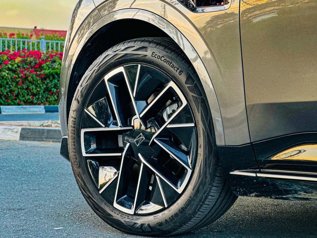 أفاتر 11 Performance AWD