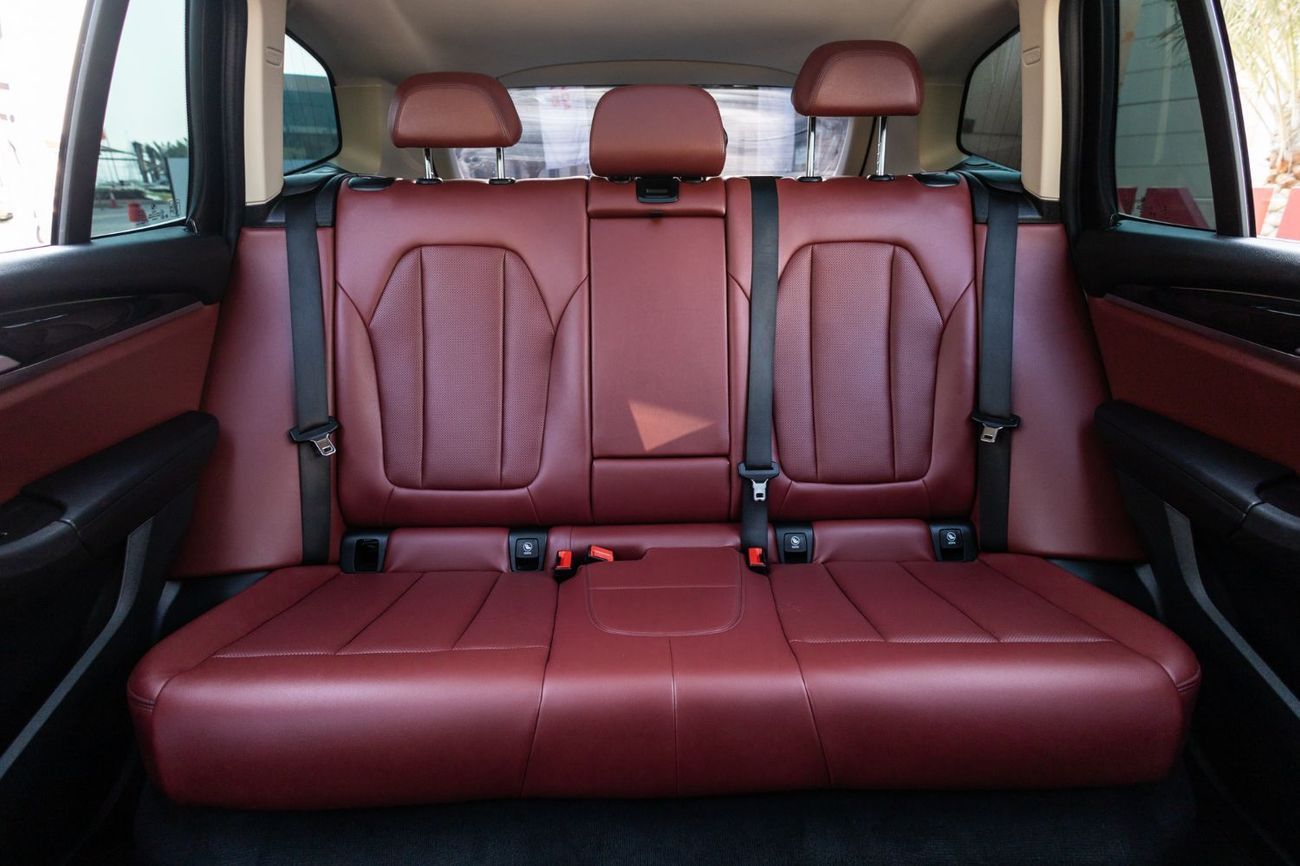 بي أم دبليو X3 xDrive 30i Exclusive 2.0L