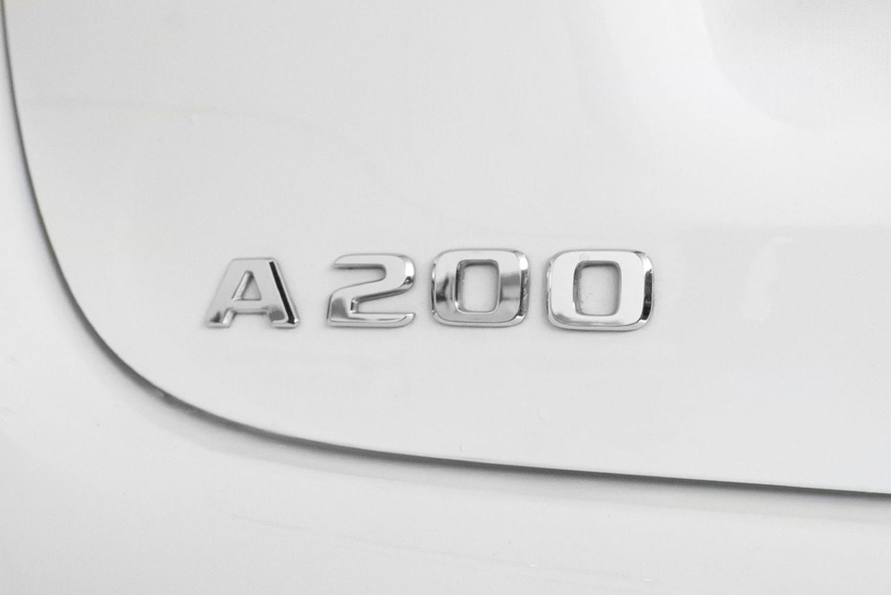 Mercedes Benz A200 Std 2.0L