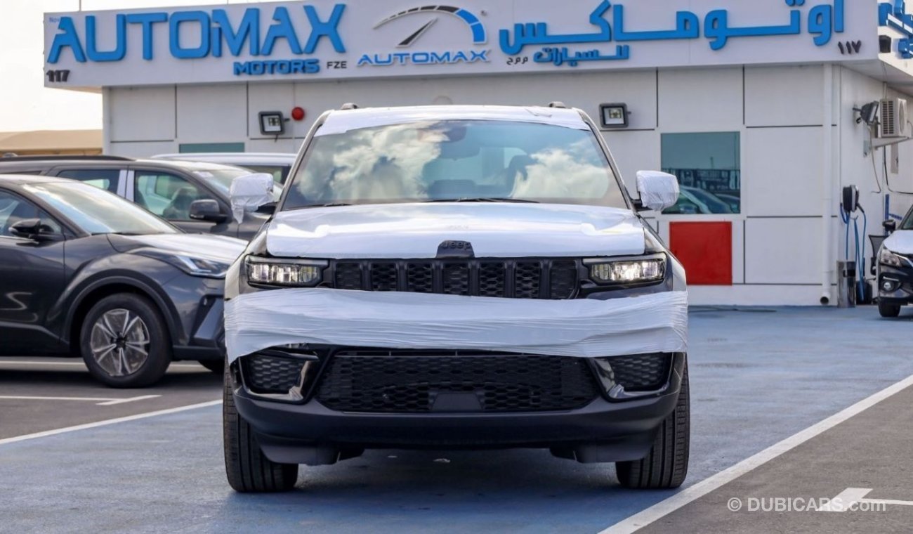 Jeep Grand Cherokee Altitude 4X4 , 2022 , GCC , 0Km , (ONLY FOR EXPORT)