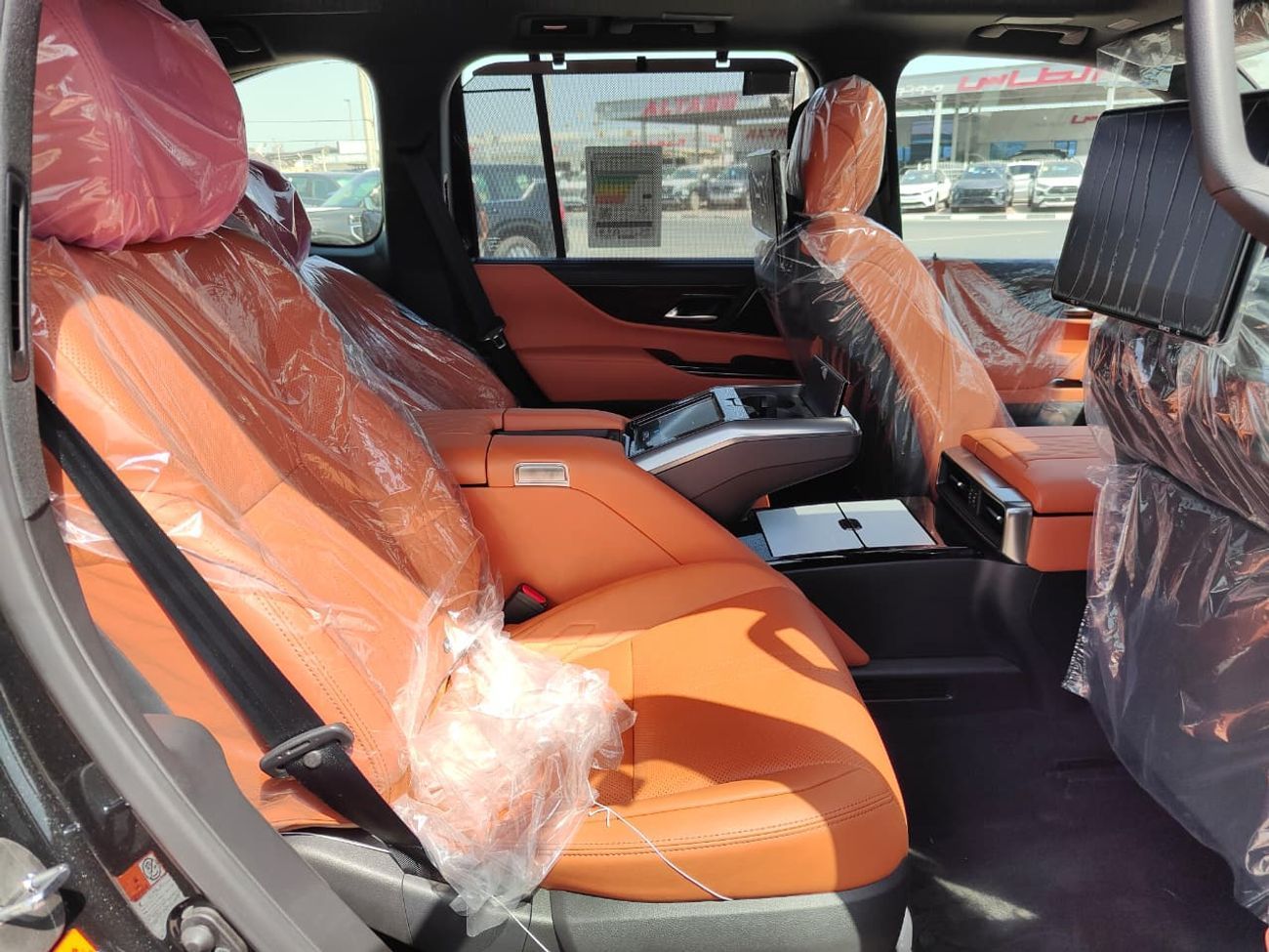 Lexus LX 600 Lexus LX 600 VIP 3.5L LX 600 VIP 2025 Black