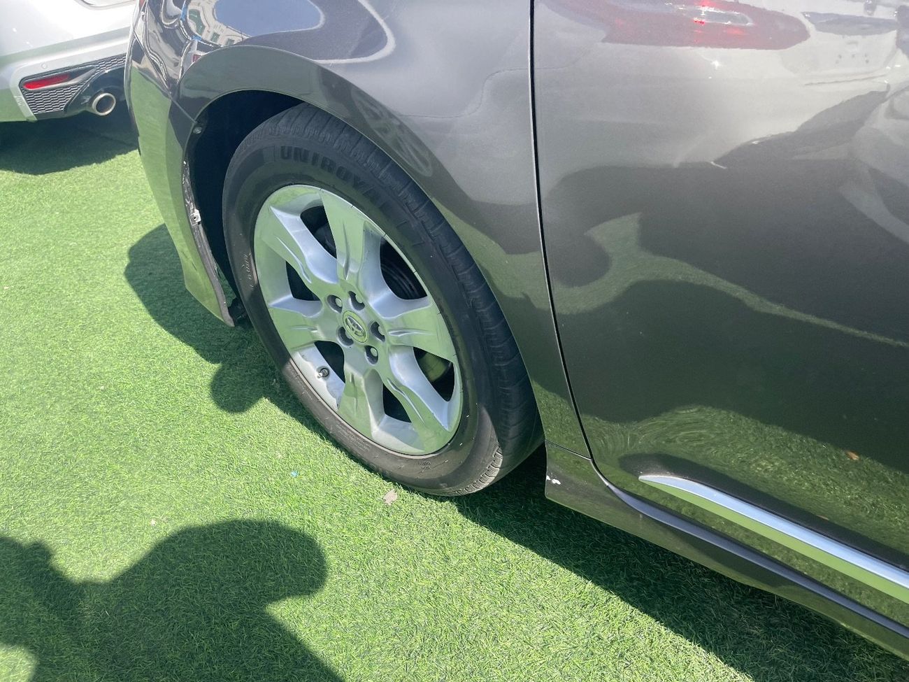 تويوتا سيينا اس اي فتحة