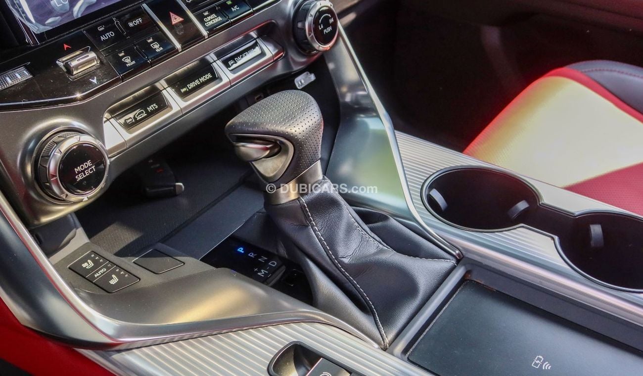 لكزس LX 600 إف سبورت