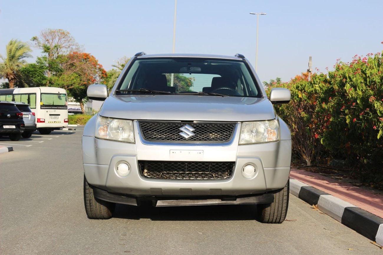 Suzuki Grand Vitara Suzuki Grand Vitara 4x4 Gulf space  2 Door Full Automatic 2009