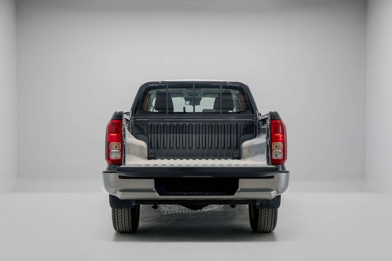 ميتسوبيشي L200 GLS 2.4L - Manual - Black Inside Black | Export Only