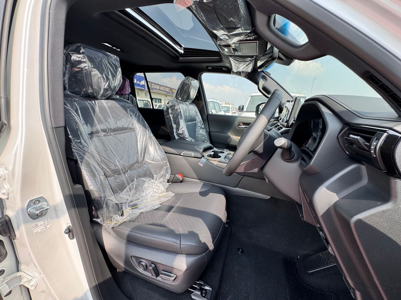 Toyota Land Cruiser 300 ZX 2024 Petrol 3.5L RHD Brand New 0Km