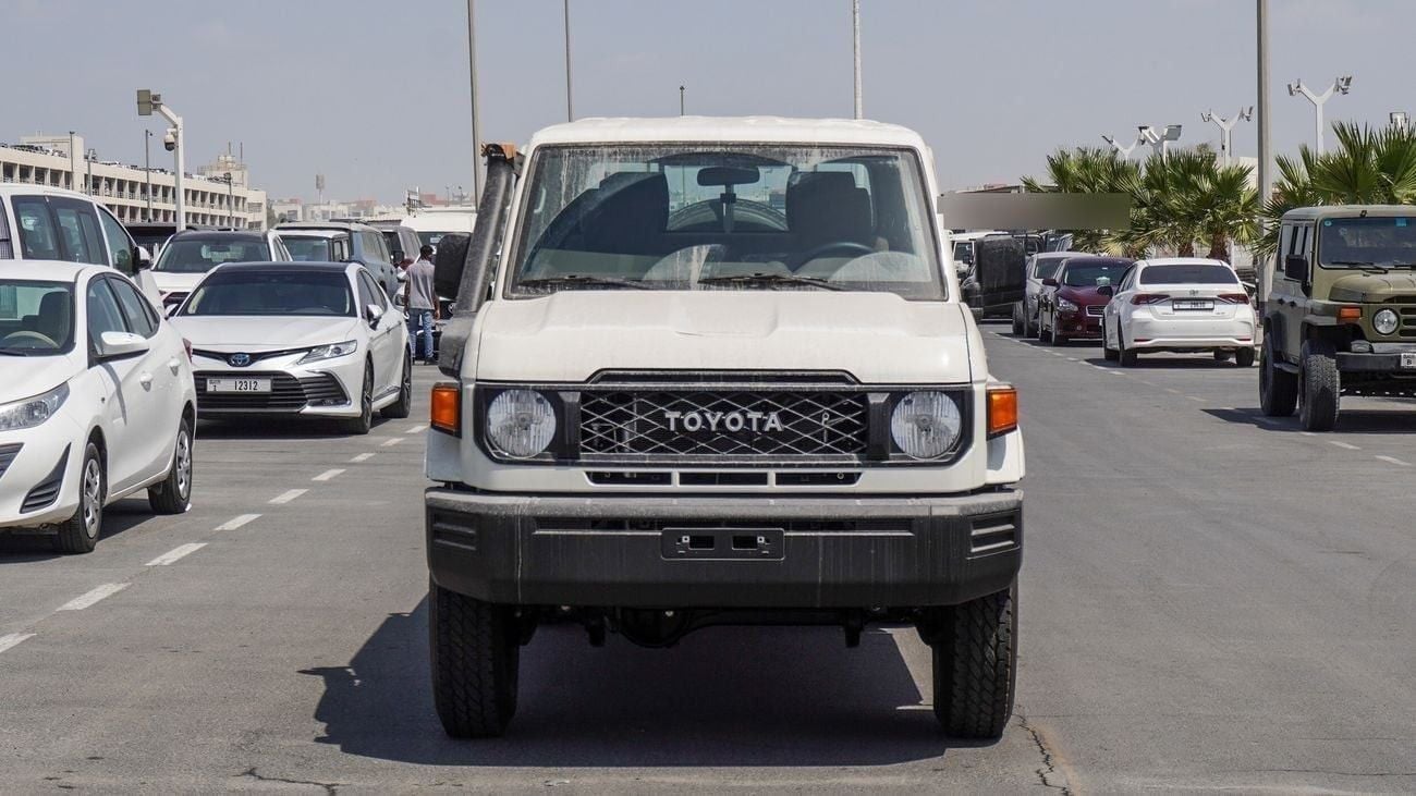 تويوتا لاند كروزر بيك آب TOYOTA LC79 , 2.8L Diesel Double Cabin M/T 2025 MODEL