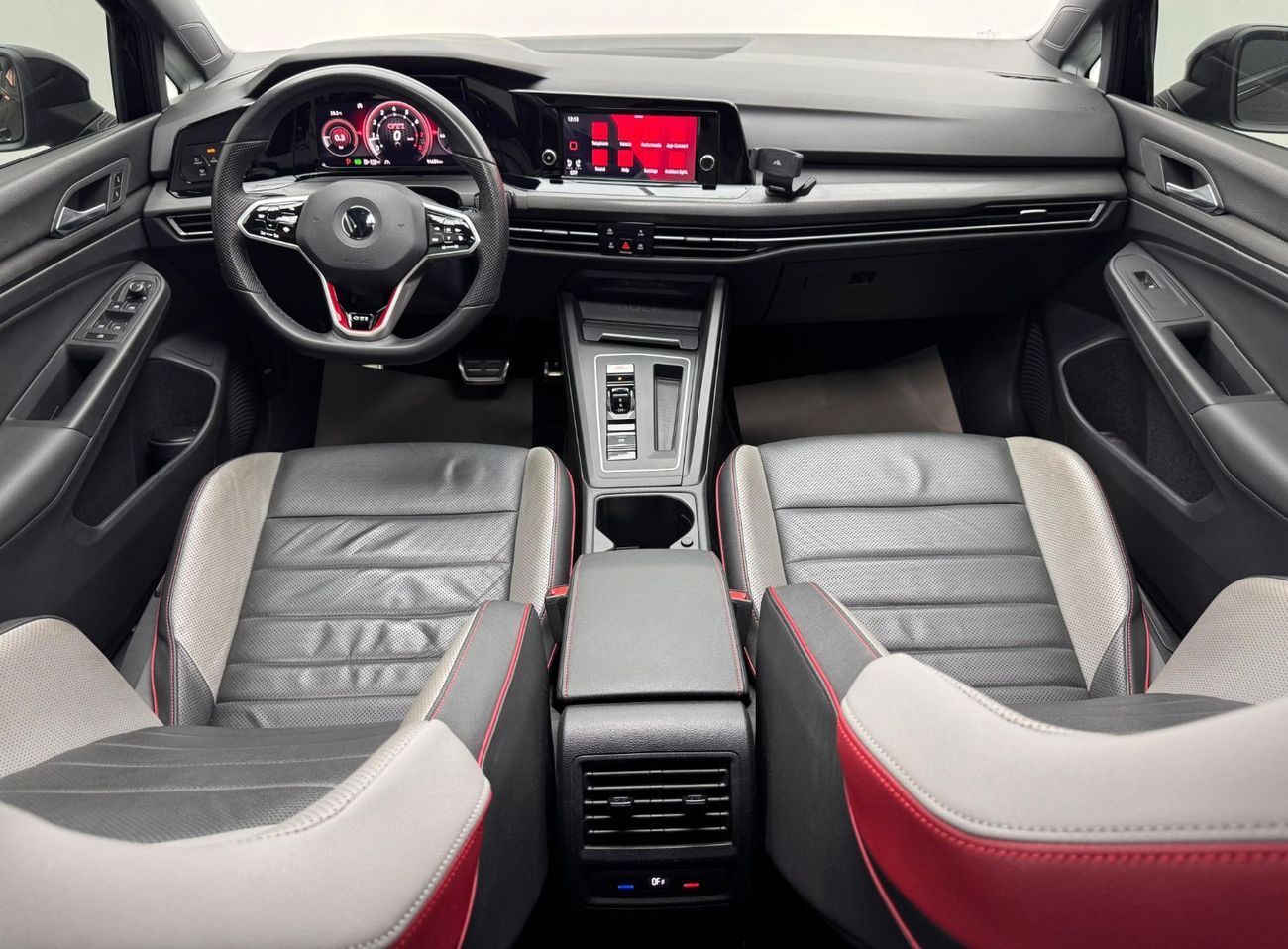 Volkswagen Golf GTI 2021 Volkswagen Golf GTI P2, 2026 VW Warranty, VW Service History, Excellent Condition, GCC