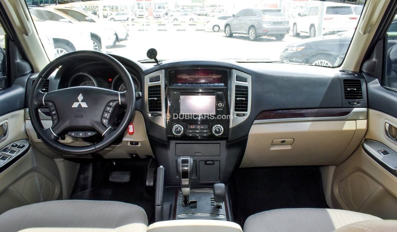 Mitsubishi Pajero V6 GLS