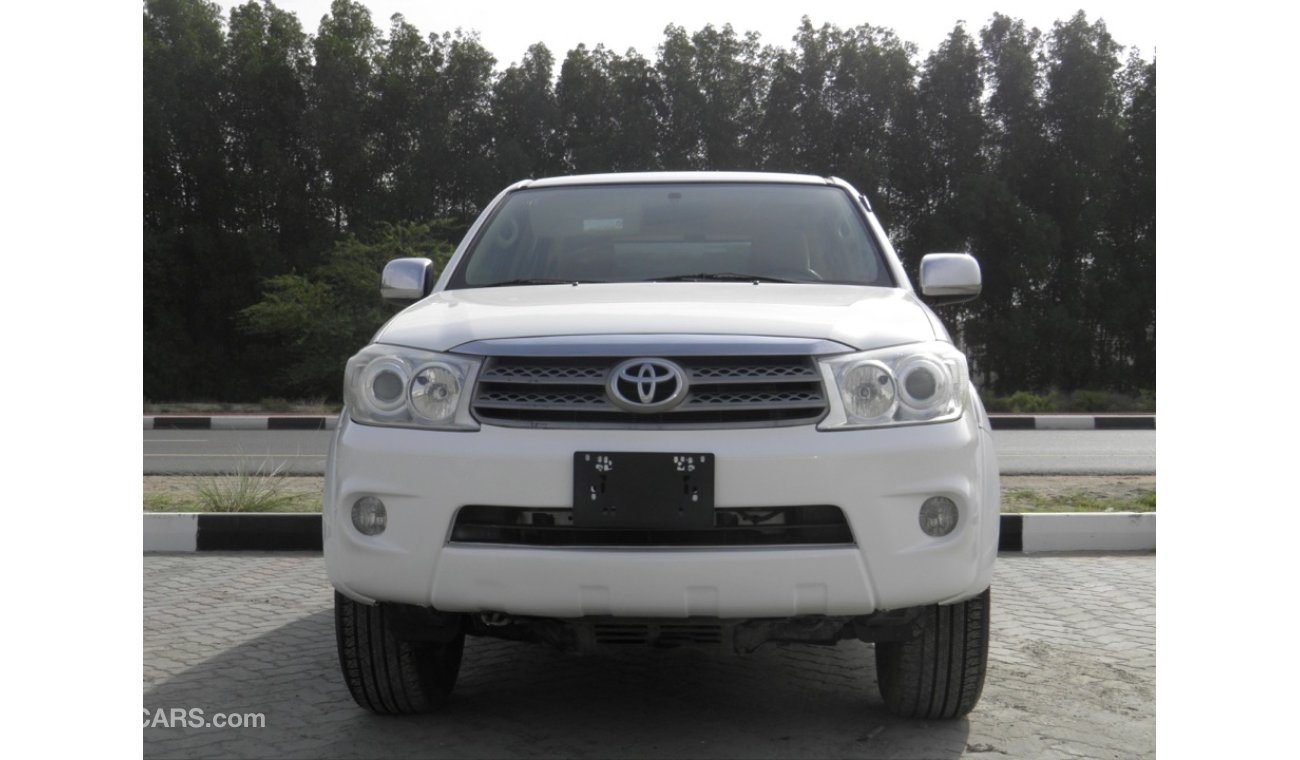 Toyota Fortuner 2011 Ref #545