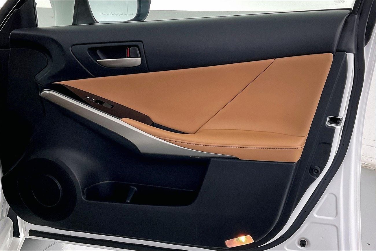 لكزس IS 300 Premier | upto AED 20,000 Ramadan Discount | شامل الضمان | 0 ﺪﻔﻋﺓ ﺃﻮﻟﻯ