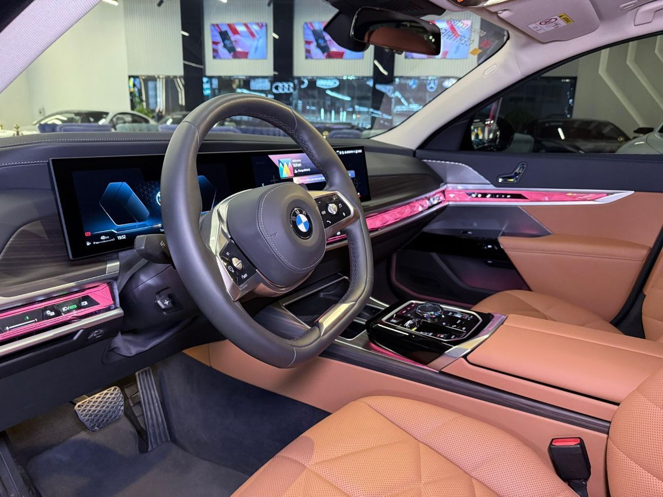 بي أم دبليو 740i 2025 BMW 740 Individual - Dealer Warranty + Service contract