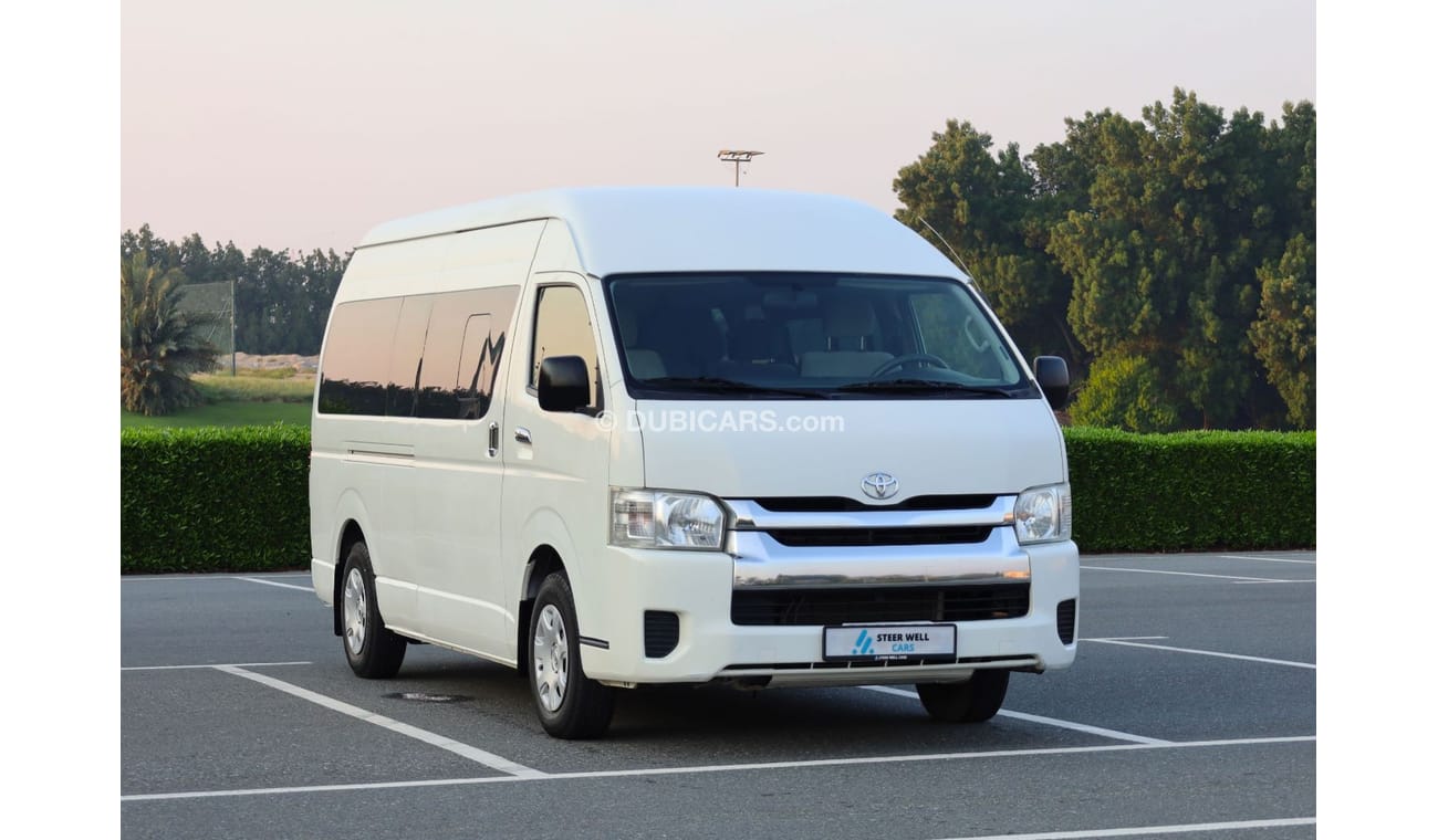 Toyota Hiace 2015 | COMMUTER DLX HIGHROOF | 15 SEATS - DIESEL - M/T | GCC SPECS | EXCELLENT CONDITION