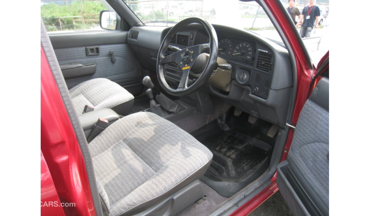 Toyota Hilux Used RHD Pickup W CAB 4WD SSR-S/1994/MY LOT # 549