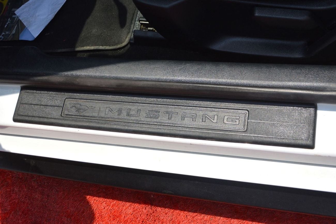 فورد موستانج STD MUSTANG /TURBO/ CLEAN CAR **ORGINAL AIR BAGS --BUY IN CASH AND GET A WARRANTY