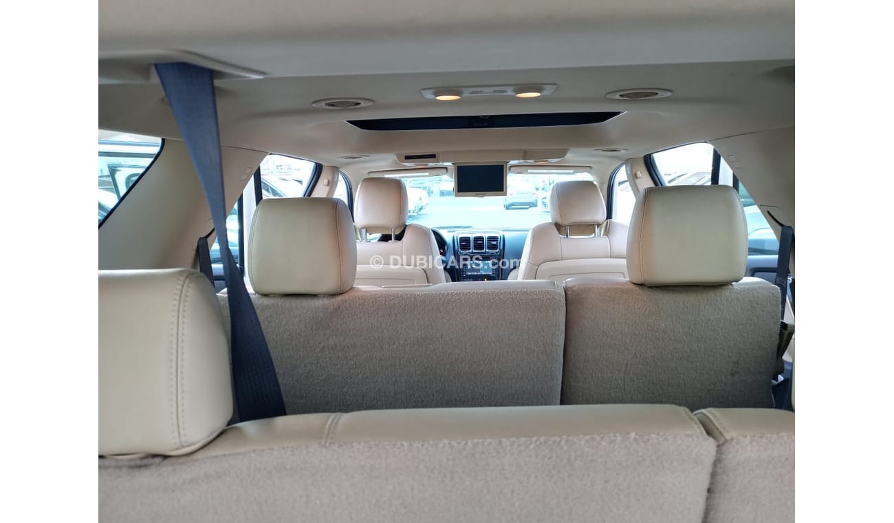 جي أم سي أكاديا خليجى موديل 2012 بانوراما فل أوبشن مثبت تحكم شاشة  مثبت سرعة تحكم  بحالة ممتازة لاتحتاج لأى مصاريف