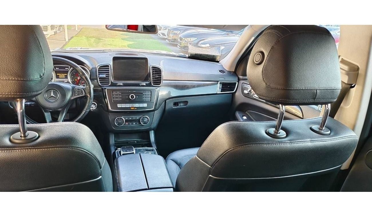 Mercedes-Benz GLS 450 2017 Mercedes-Benz GLS-Class, 450 4Matic