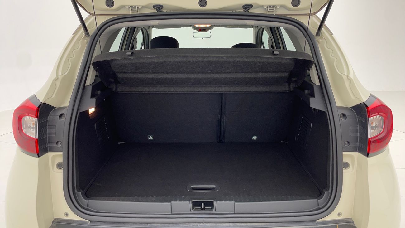 Renault Captur LE 1.6 | Zero Down Payment | Free Home Test Drive