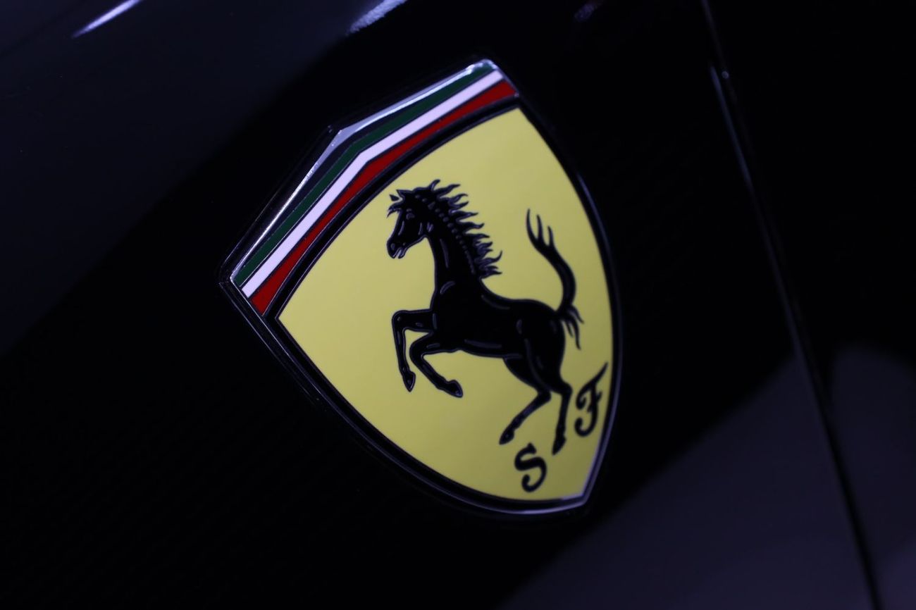 فيراري 296 GTB 3.0T V6 PHEV