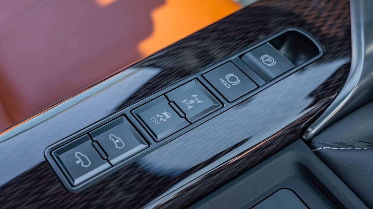 Lexus LX 600 2026 Lexus LX600 VIP 3.5L AT Petrol (Black)