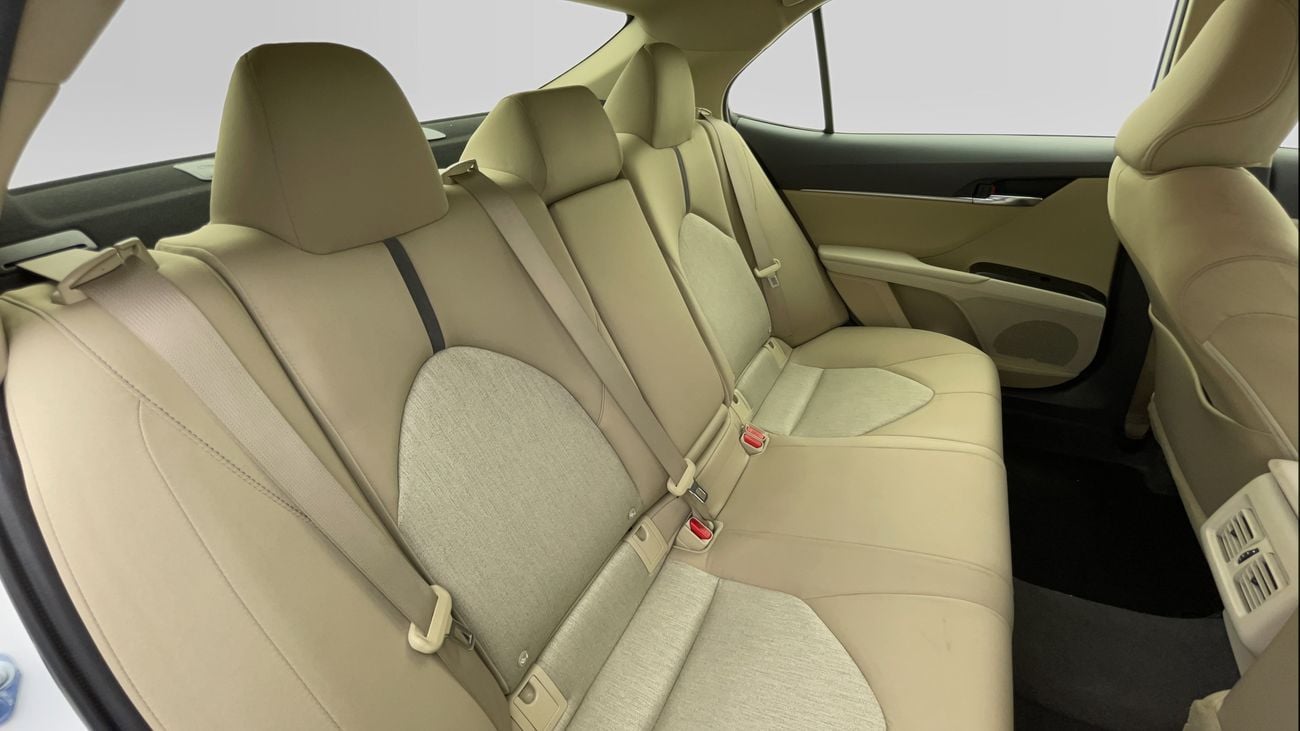 تويوتا كامري S 2.5 | بدون دفعة مقدمة | اختبار القيادة في المنزل