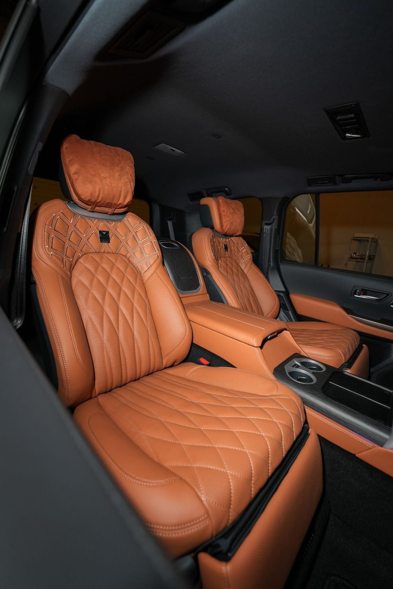 Toyota Land Cruiser LC300 3.3L DIESEL VX OFFROAD SPECIAL  EDITION WITH MBS AUTOBIOGRAPHY VIP MASSAGE SEATS